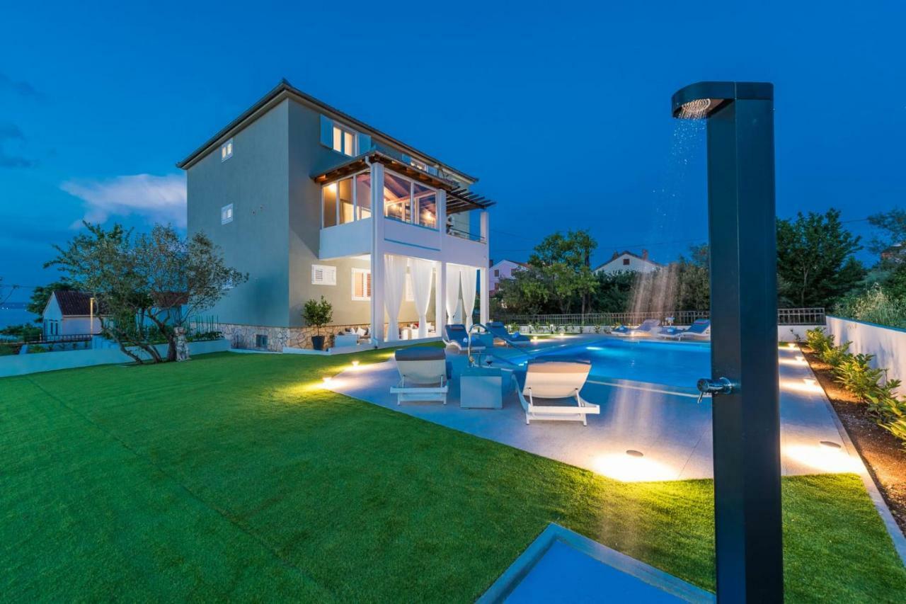 Apartments Very Good Life Preko Exterior photo