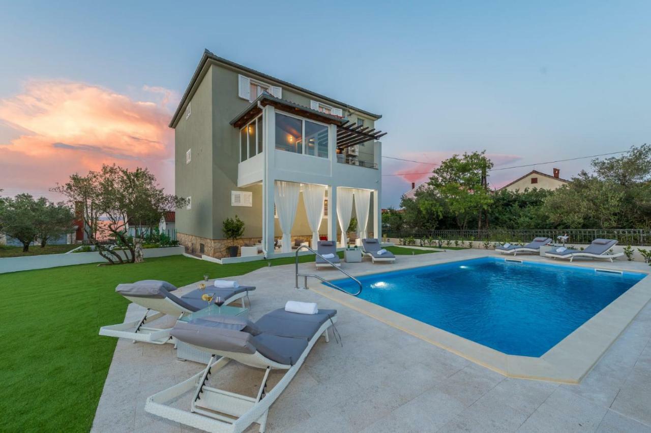 Apartments Very Good Life Preko Exterior photo